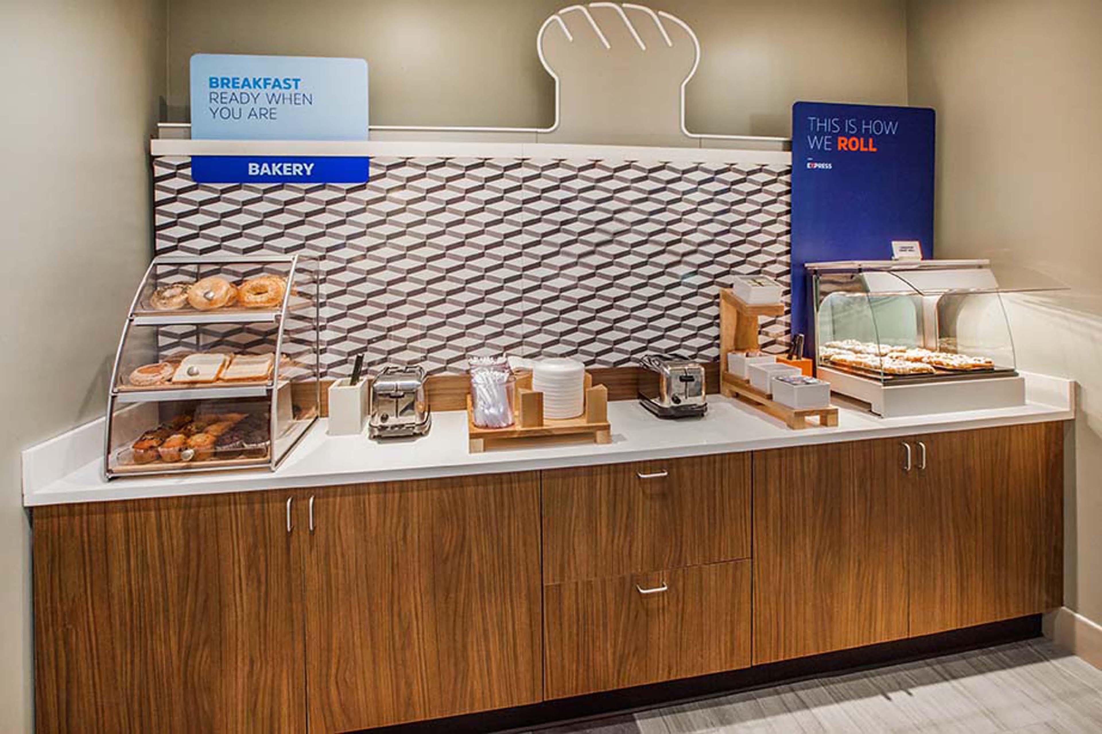 Holiday Inn Express Hotel & Suites Ann Arbor West By Ihg Exteriör bild