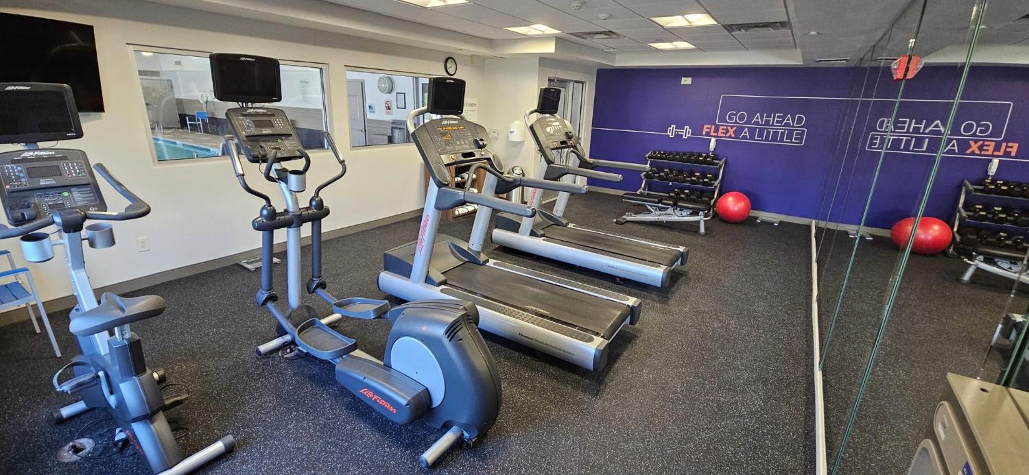 Holiday Inn Express Hotel & Suites Ann Arbor West By Ihg Exteriör bild